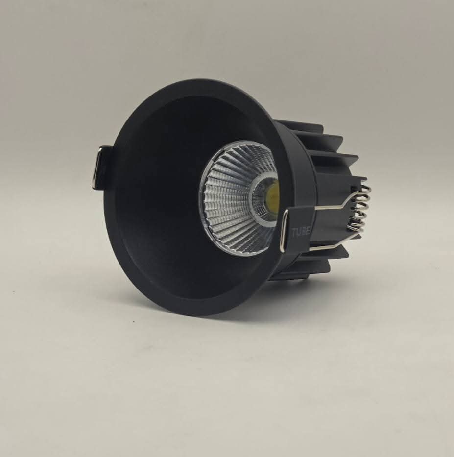 سبوت BK BLK-12 W
